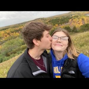 Meet your Posher, Madelynn